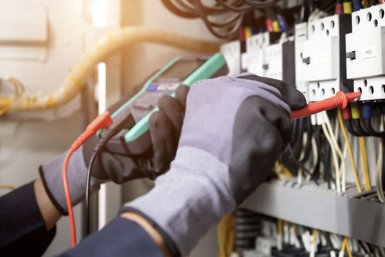 elektrotechnik-1.jpg